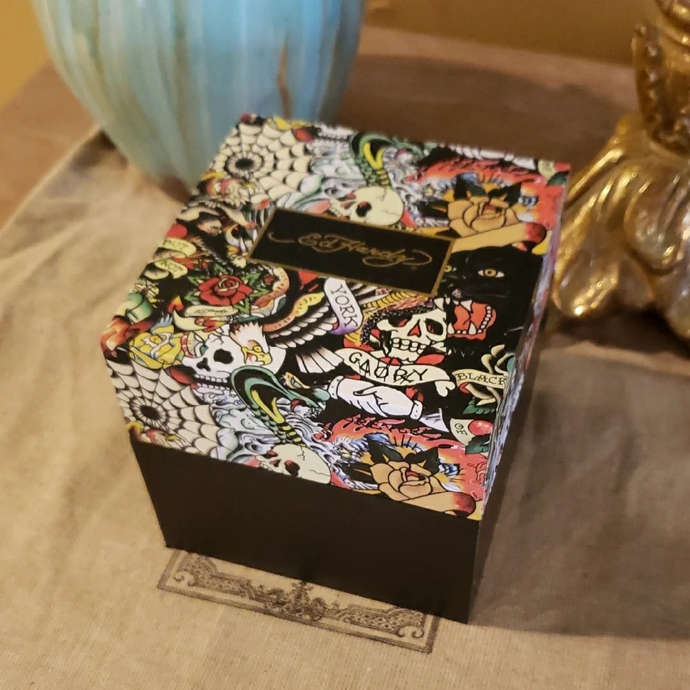 ED HARDY Men's Brushed Gold-Tone Metal Bracelet Watch 52mm - Picture 7 of 7
